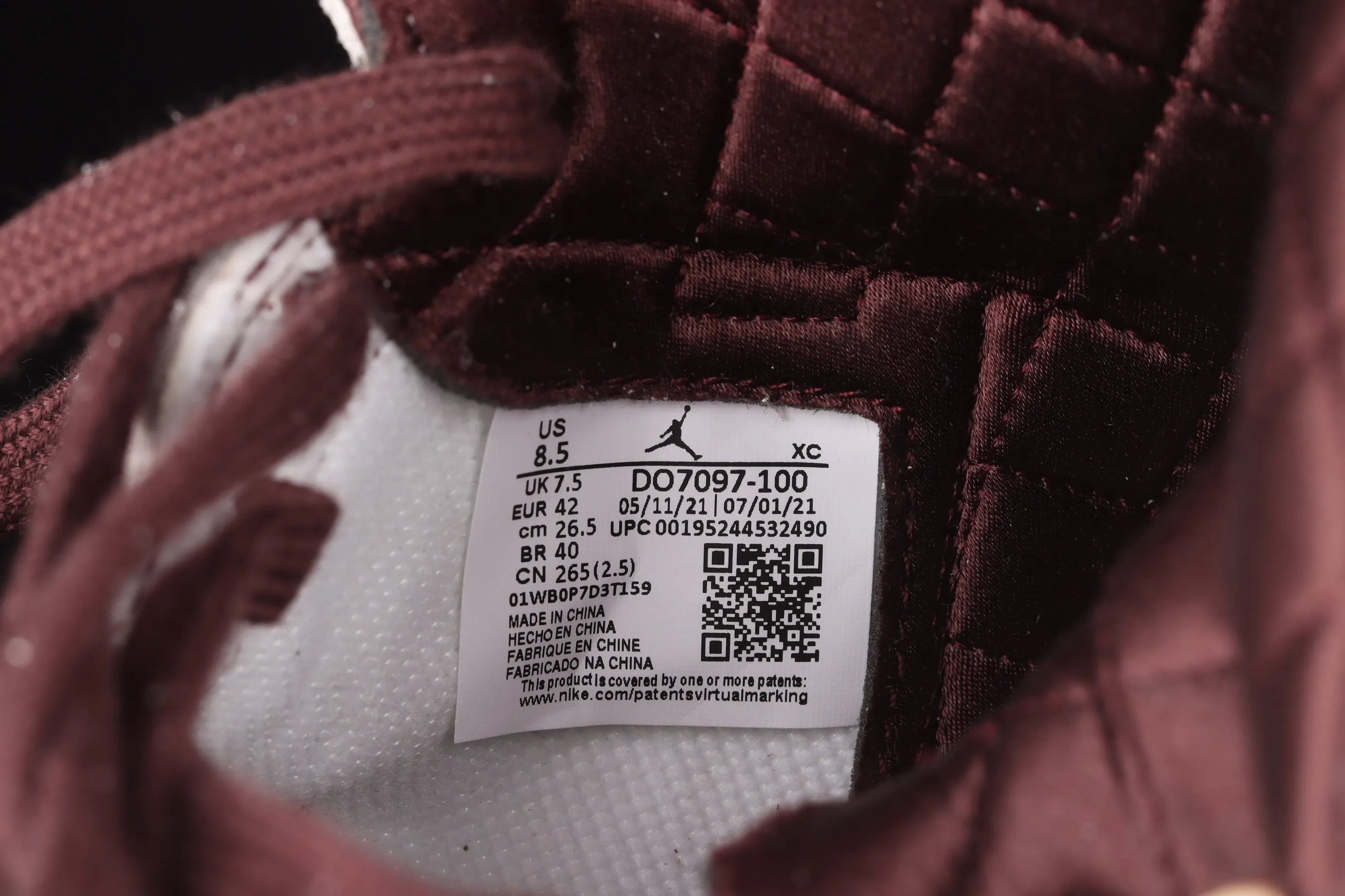 All categories Air Jordan Jordan series basketball shoes Air Jordan 1 High X version A Ma Maniere x Air Jordan 1 High OG AJ1 Joe 1 joint model snakeskin pattern high-top basketball shoes DO7097-100